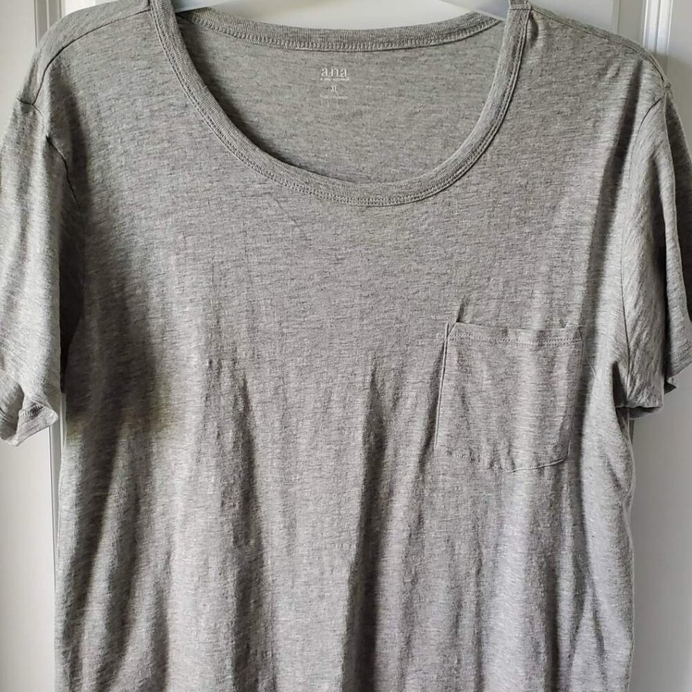 ANA short sleeve t-shirt- Heather Gray- size XL